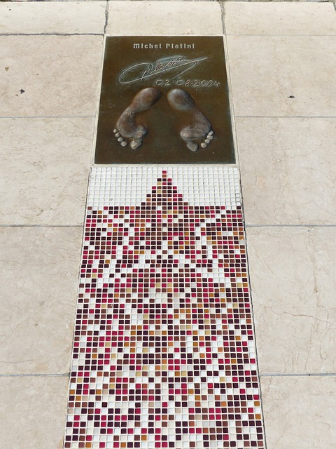 員價值的直 員價值的直