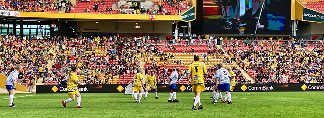 现和其他球 现和其他球